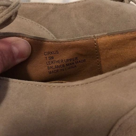 Steve Madden Cirkus platform booties - Picture 8 of 8